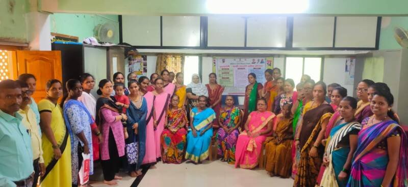 The beneficiary women who benefited from the Chief Minister Majhi Ladki Bahin Yojana today publicly thanked the Chief Minister of the state, Eknath Shinde.