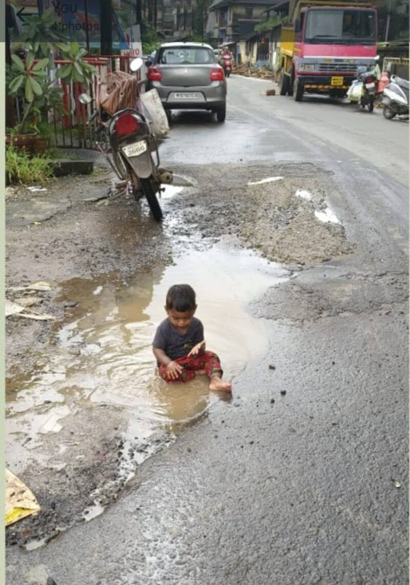 Migrant workers’ children play on roads-who is responsible for accidents? Ravi Jadhav!